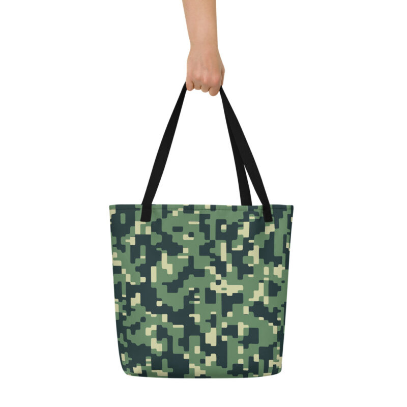 sac de plage avec motif camouflage main