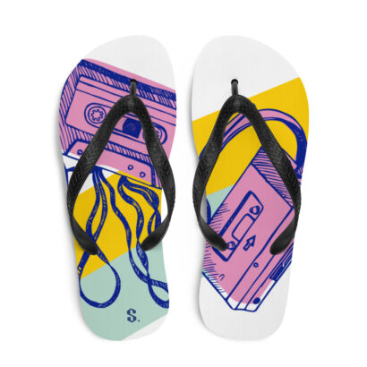 sandales de plage avec dessins cassette et walkman vue face